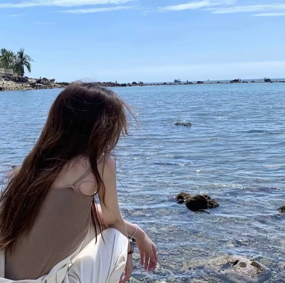 女孩的成长图腾